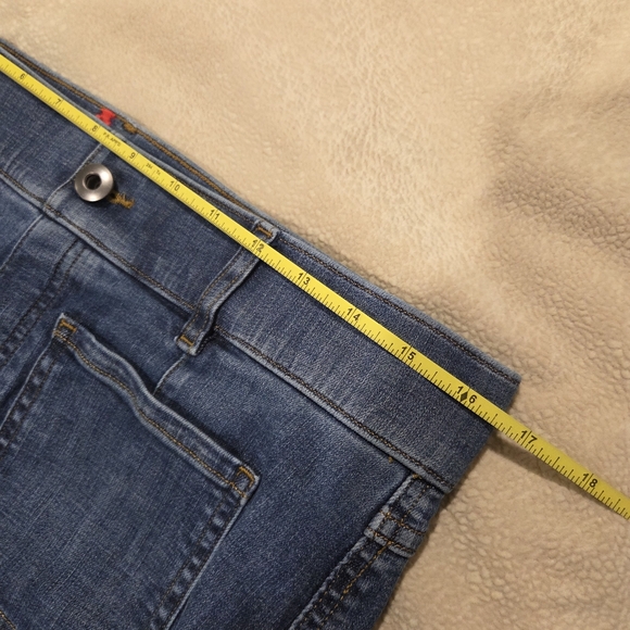 Spanx Wide-Leg Crop Jeans, Size L - Picture 8 of 12